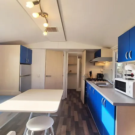 Nomad Infinity For 6 Holiday home *